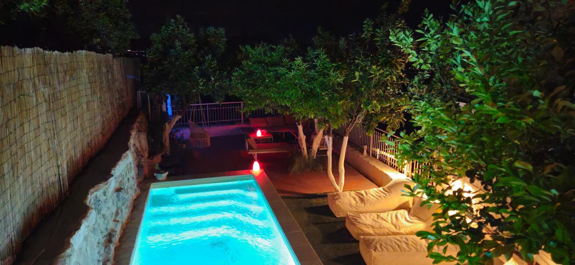Oikos Guesthouse & Rooftop Suio Esterno foto